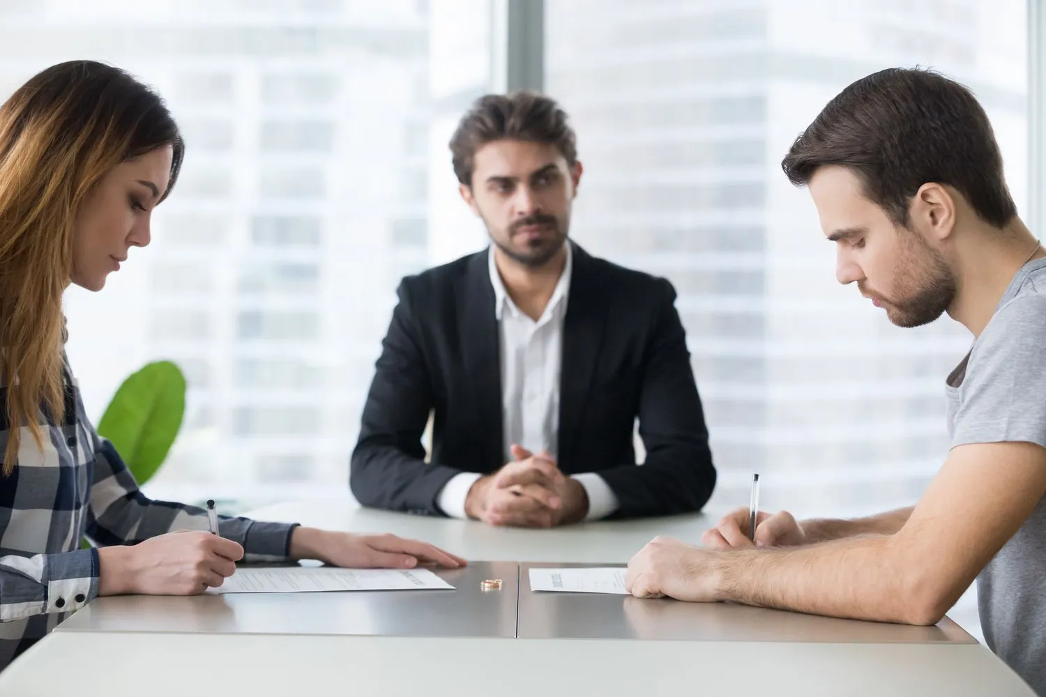 How EH Mediation Guides Couples Toward Fair and Balanced Outcomes Rayleigh