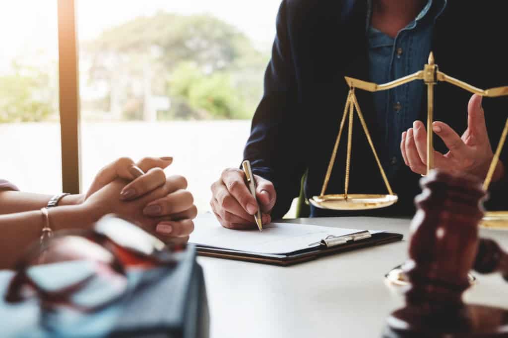 Court Applications vs. Mediation: A Less Stressful Path with EH Mediation Rayleigh