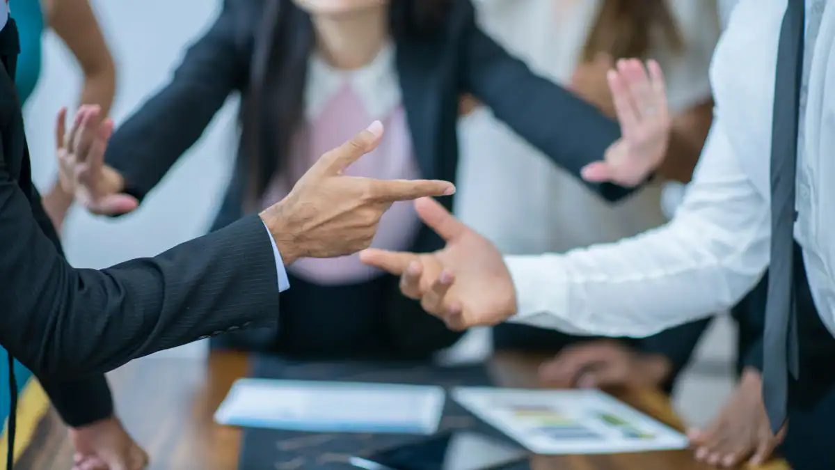 Benefits of Combining Mediation with Mental Health Awareness Rayleigh