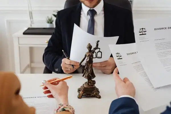 our fees Rayleigh from EH Mediation - image of couple in joint mediation meeting